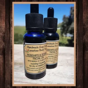 Facial oil rosehips and sesame oil